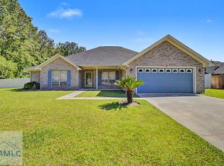 1135 Montclair Dr, Hinesville, GA 31313
