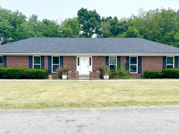 233 Mercer Ave, Harrodsburg, KY 40330