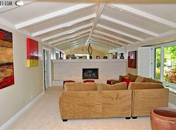 Vaulted ceilings in large Living room