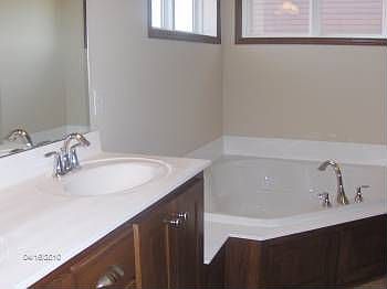 2nd image of 3165 Maureen Ln