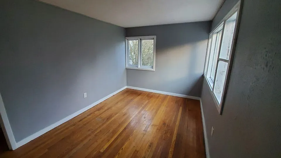 2 bed, 1000 sqft, $1,400 — Photo 3
