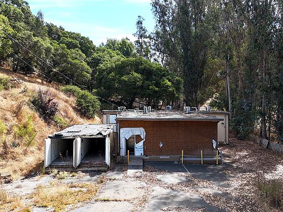 2nd image of 6675 Petersen Road
