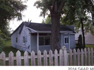 837 N Bayard Ave, Waynesboro, VA 22980