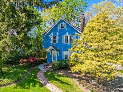 52 7th Ave, Westwood, NJ, 07675