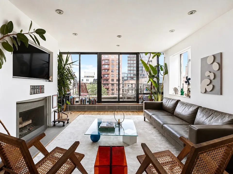 130 Barrow St #Penthouse 512