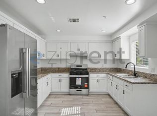 826 W 80th St, Los Angeles, CA 90044