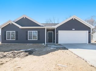 1727 Bluff Ridge Ct, Portage, MI 49002