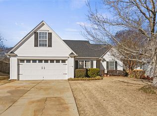 215 Crestwood Ct, Easley, SC 29642