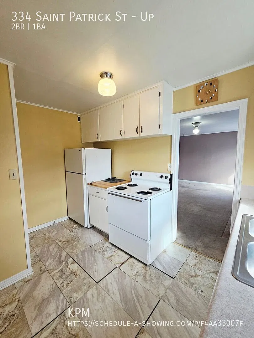 2 Bed | 1 Bath | Upper-Level Duplex | Utilities Included — Photo 3