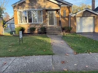 11035 S Tripp Ave, Oak Lawn, IL 60453