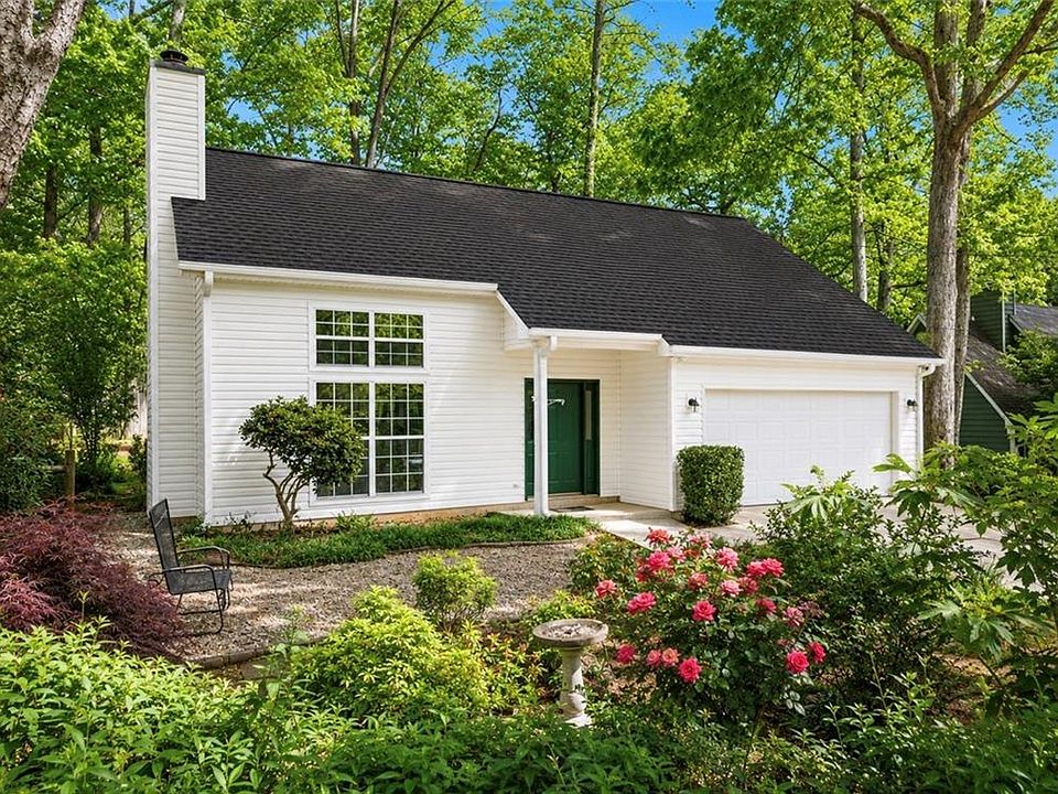 1st image of 3235 Continental Dr