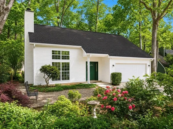 3235 Continental Dr, Cumming, GA 30041