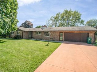 4712 Cedar Ln, Bay City, MI