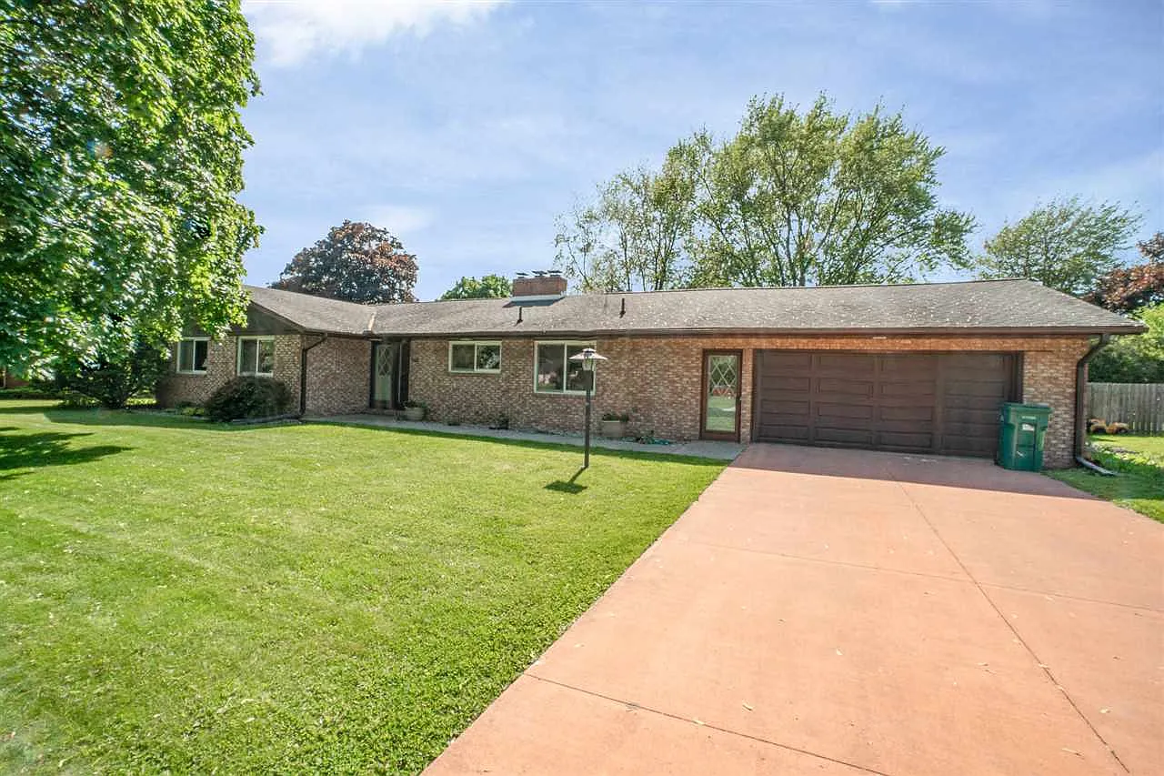 4712 Cedar Ln photo 1