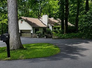 77 Oakwood Ln, Sylva, NC 28779
