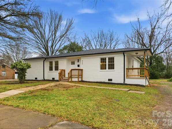 523 Biltmore St, Mooresville, NC 28115