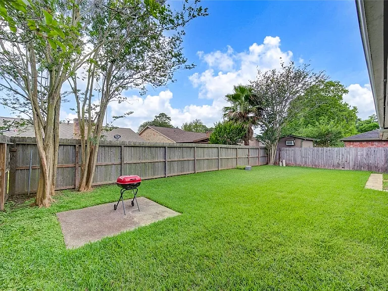 3046 Wagon Trail Dr — Photo 48