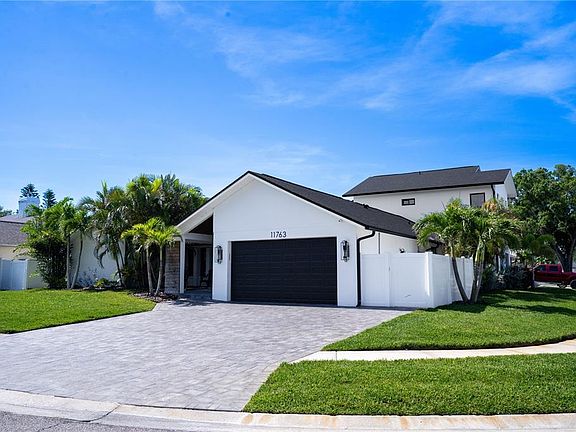 2nd image of 11763 Harborside Cir