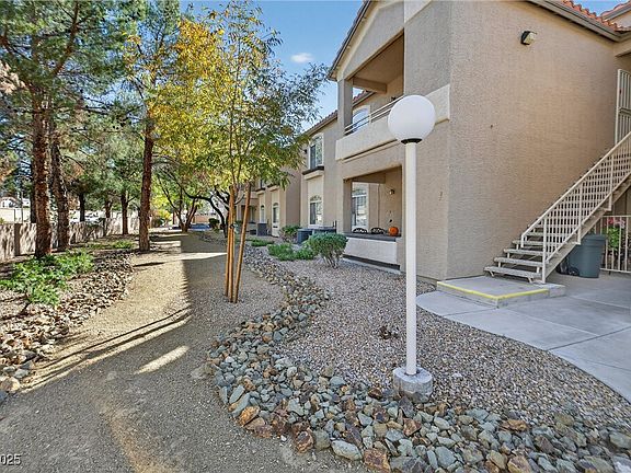 3rd image of 75 N Valle Verde Dr APT 223