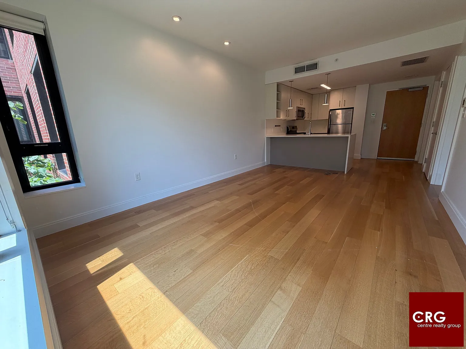 1 bed, 1.0 bath, $3,500 — Photo 4