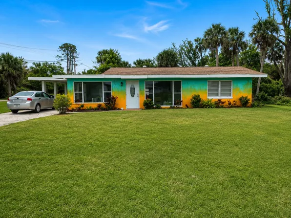 156 Myakka Dr, Venice, FL 34293