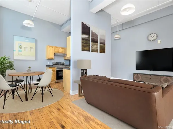 390 Charles Street #206, Bridgeport, CT 06606