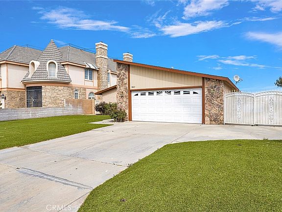 3rd image of 18063 Mariner Dr