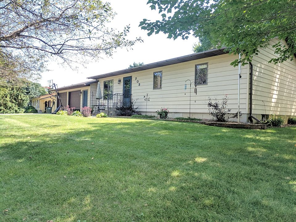 1st image of 703 Kinkead Dr
