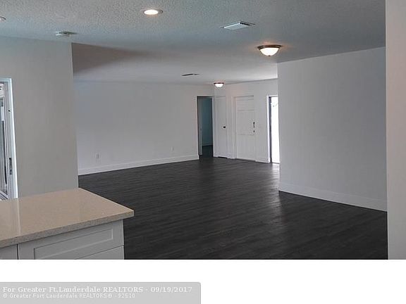 5th image of 9531 NW 24th St