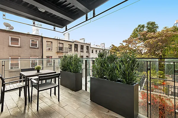 Sold by Corcoran | media 4