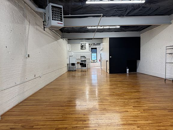 2nd image of 145 Pearl St