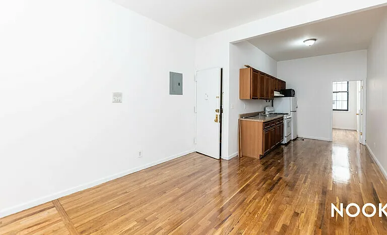 78 Starr St #1L — Photo 1