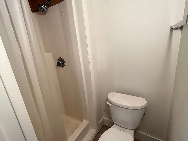 123 N Thomas St — Photo 7