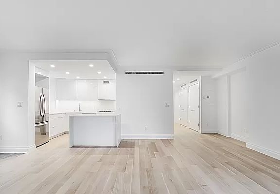 2nd image of 200 E 66th St APT B1605