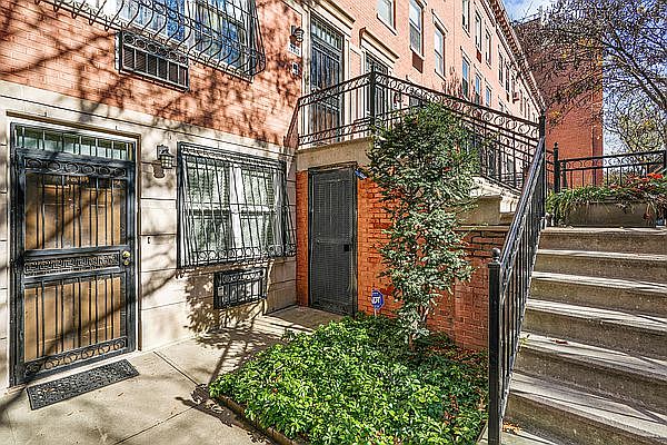 1st image of 313 E 119th St APT 1