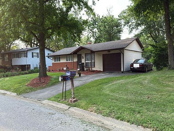 2nd image of 625 Saint Paul Dr