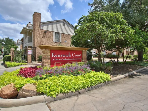 10615 Briar Forest Dr APT 402, Houston, TX 77042