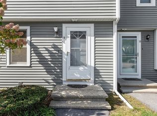 9 Merrimack Meadows Ln UNIT 15, Tewksbury, MA 01876