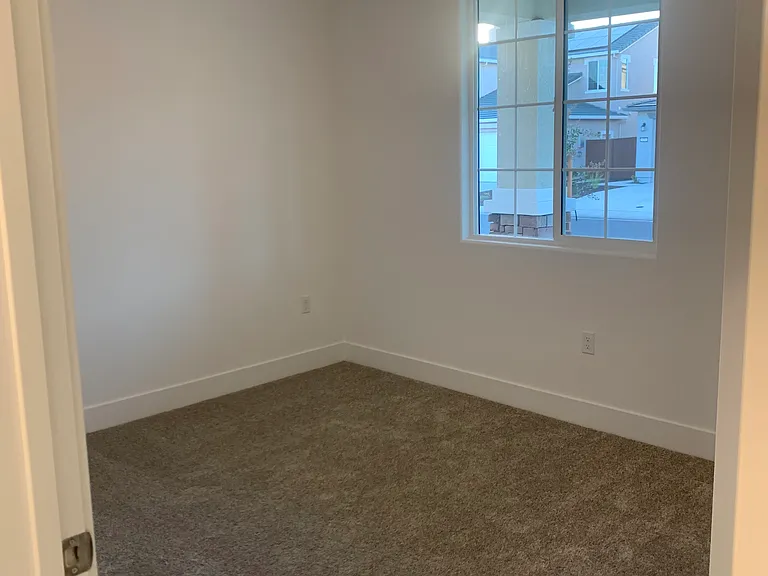 5081 Marshmallow Dr — Photo 7