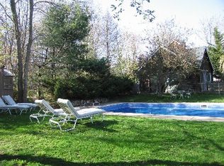 621 Fireplace Rd, East Hampton, NY 11937