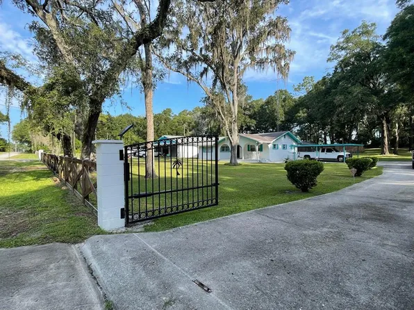 6571 NW 138th Pl, Chiefland, FL 32626