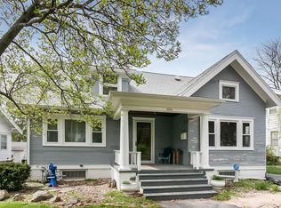 2436 5th Ave SE, Cedar Rapids, IA 52403