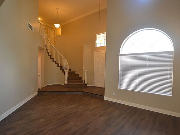 3rd image of 8429 Desert Quail Dr