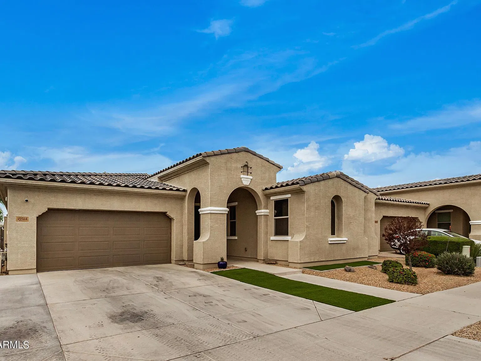 4 bed, 2.0 bath, 2061 sqft, $3,500 — Photo 3