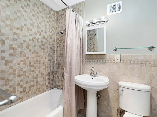 32 Juniper St #96 — Photo 7