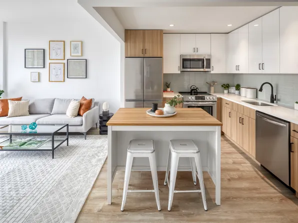 1425 Fulton Street image 1 of 9