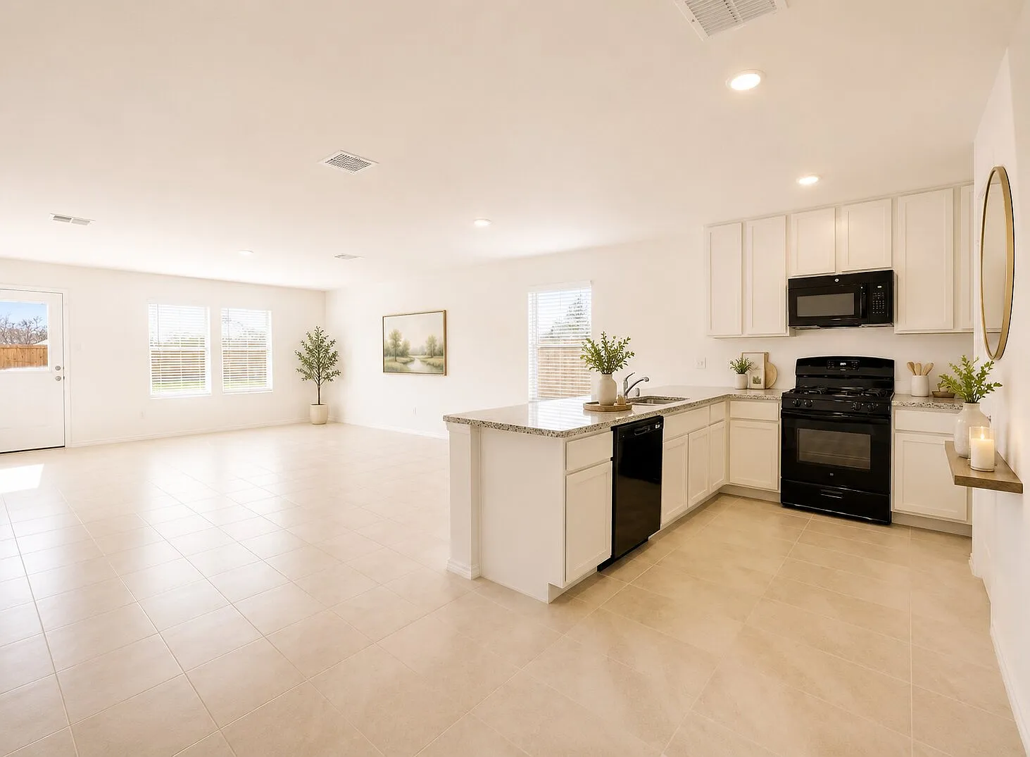 3 bed, 1550 sqft, $2,350 — Photo 3