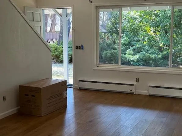 816 B Caroline Ave #B, Mount Shasta, CA 96067