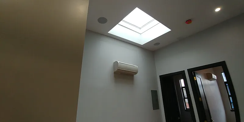 Rented by Reyes & Elsamad Real Estate Group | media 62