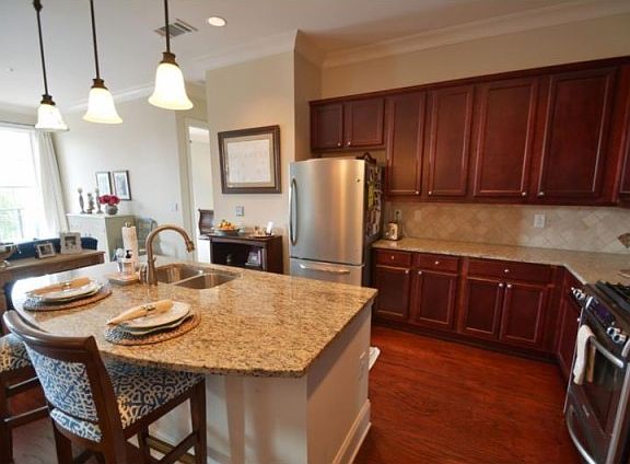 3rd image of 267 W Crogan St #206